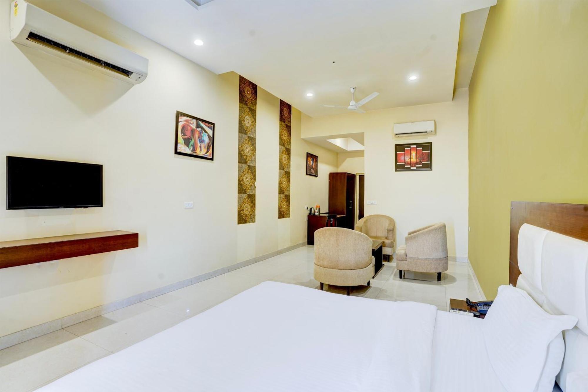 Hotel Amrit Manthan Chittorgarh Kültér fotó