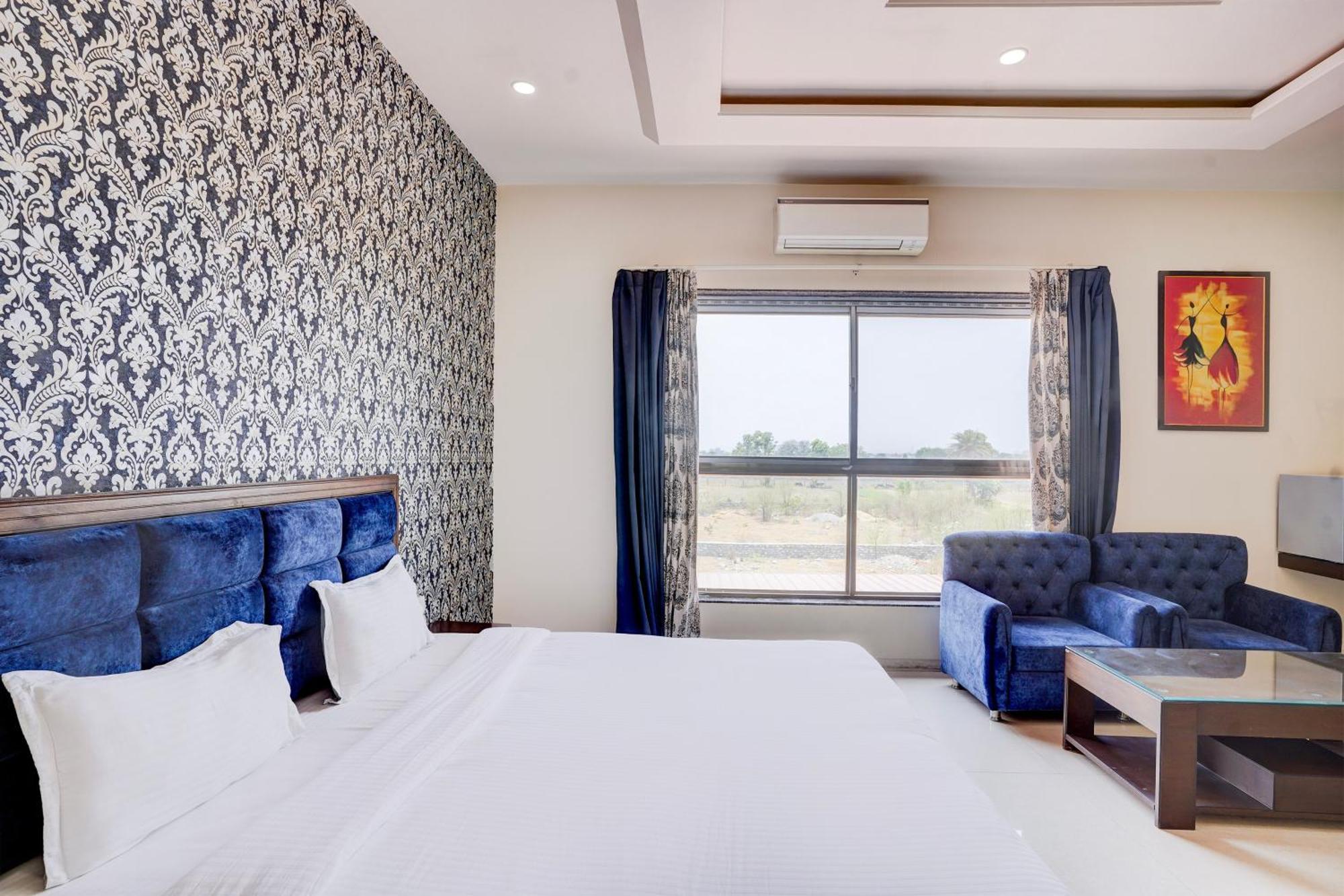 Hotel Amrit Manthan Chittorgarh Kültér fotó